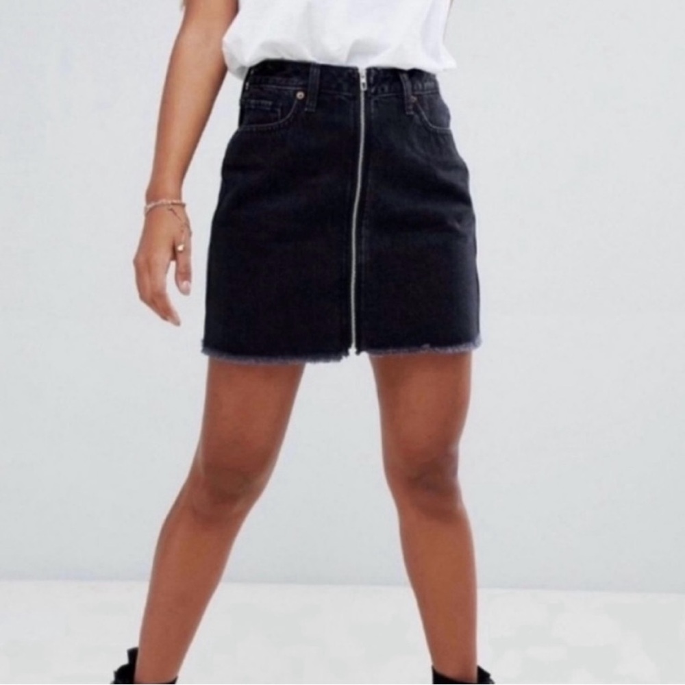 abercrombie and fitch zoe natural rise vintage a-line denim skirt in black